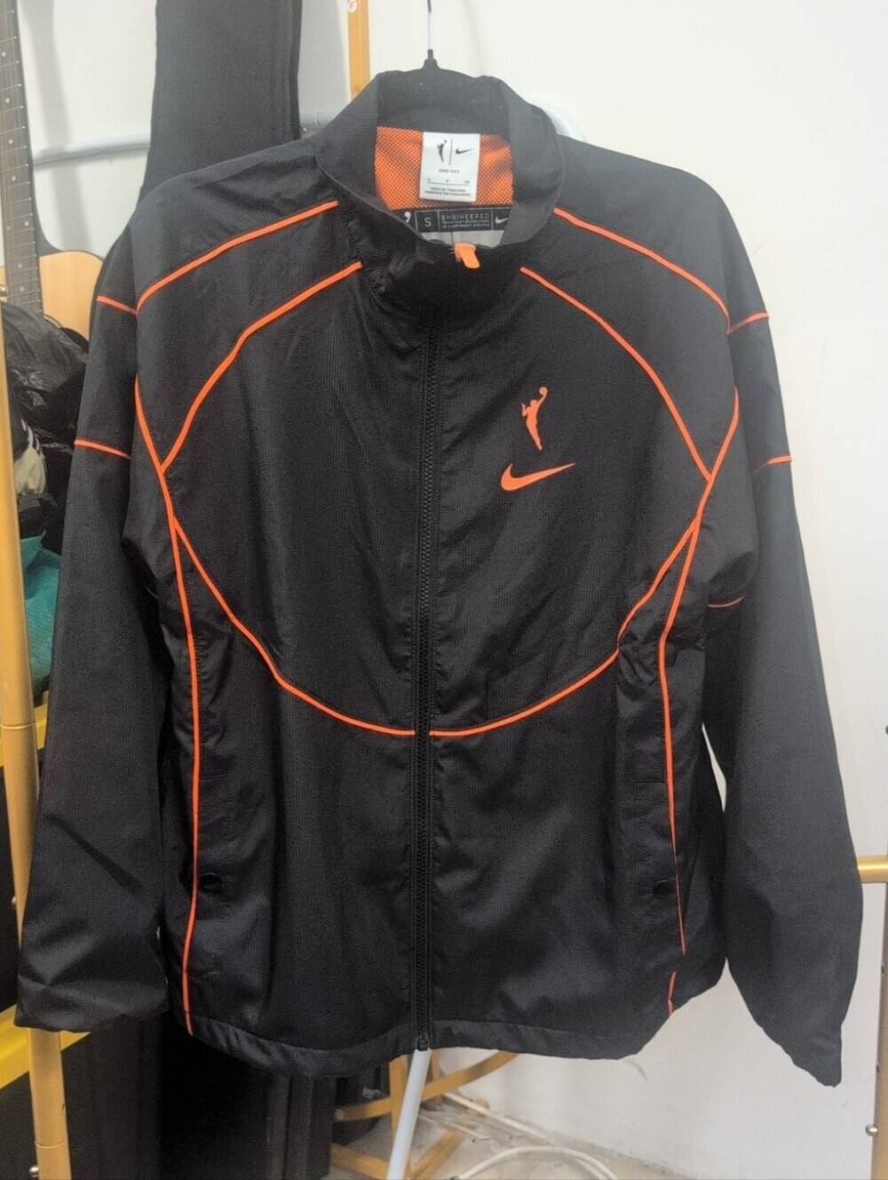 Nike Women's  official WNBA Nike full-zip     Performance Track Jacket Sz S NWT